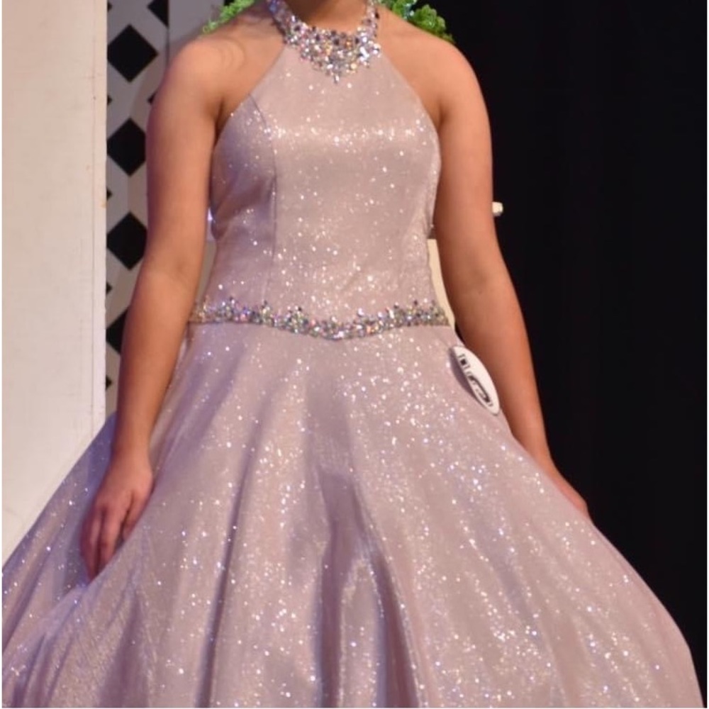Beautiful girls size 12 Ritzee Girls brand formal gown.